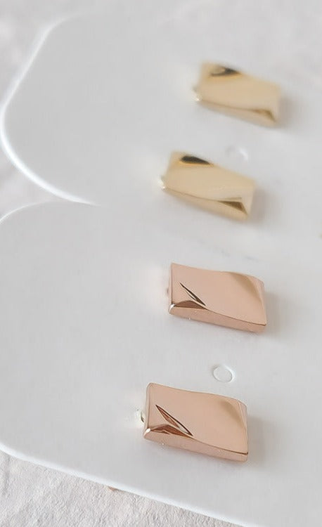 14k Gold Rectangular Curved Earrings