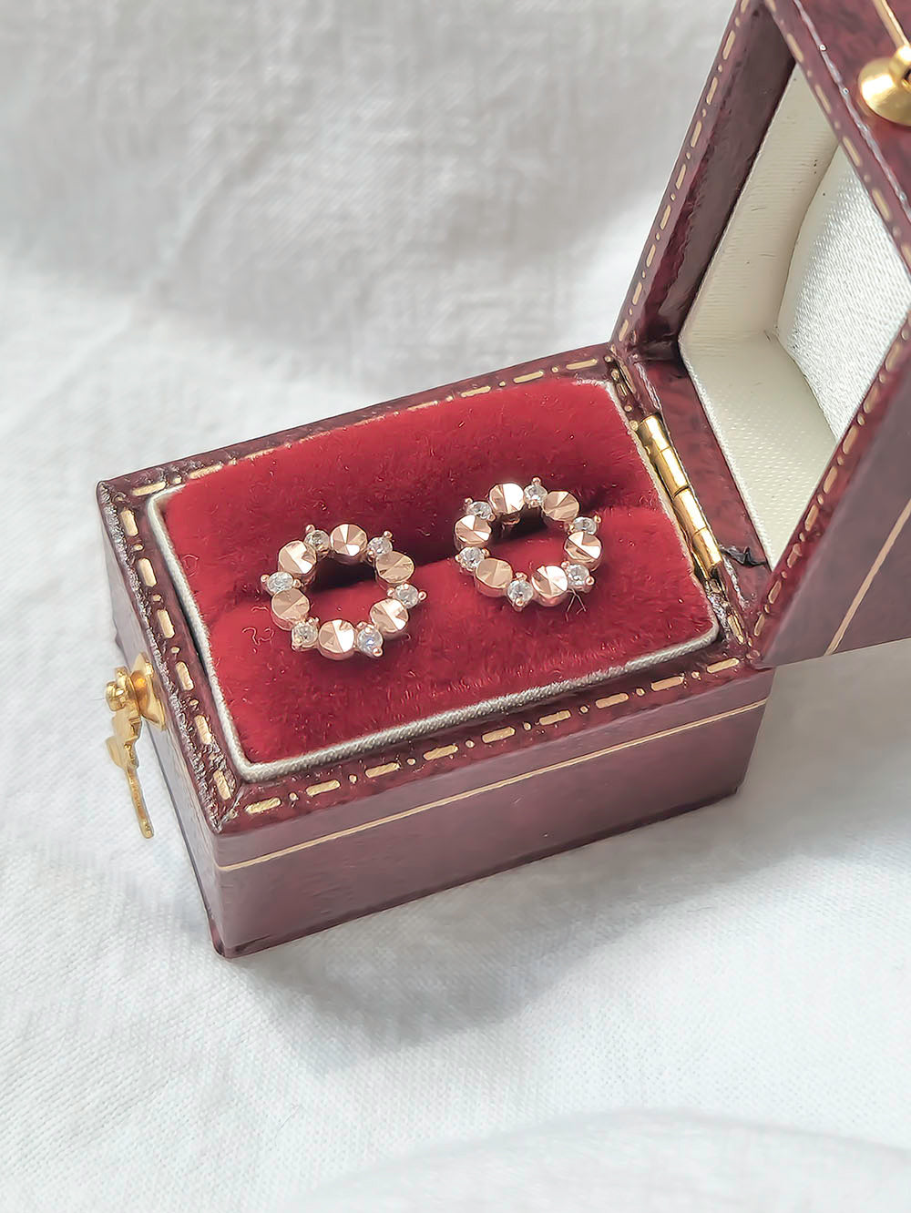 14k Gold cubic Floral Cut Earrings