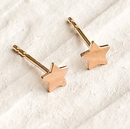 14k Gold Star Stud Earrings