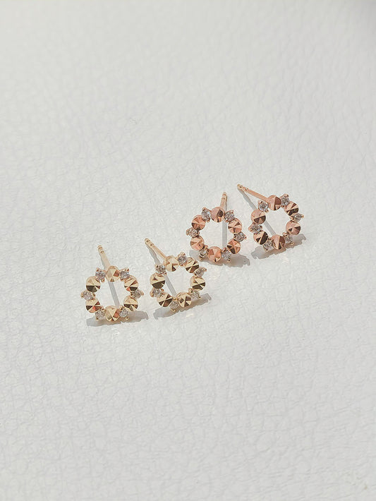 14k Gold cubic Floral Cut Earrings